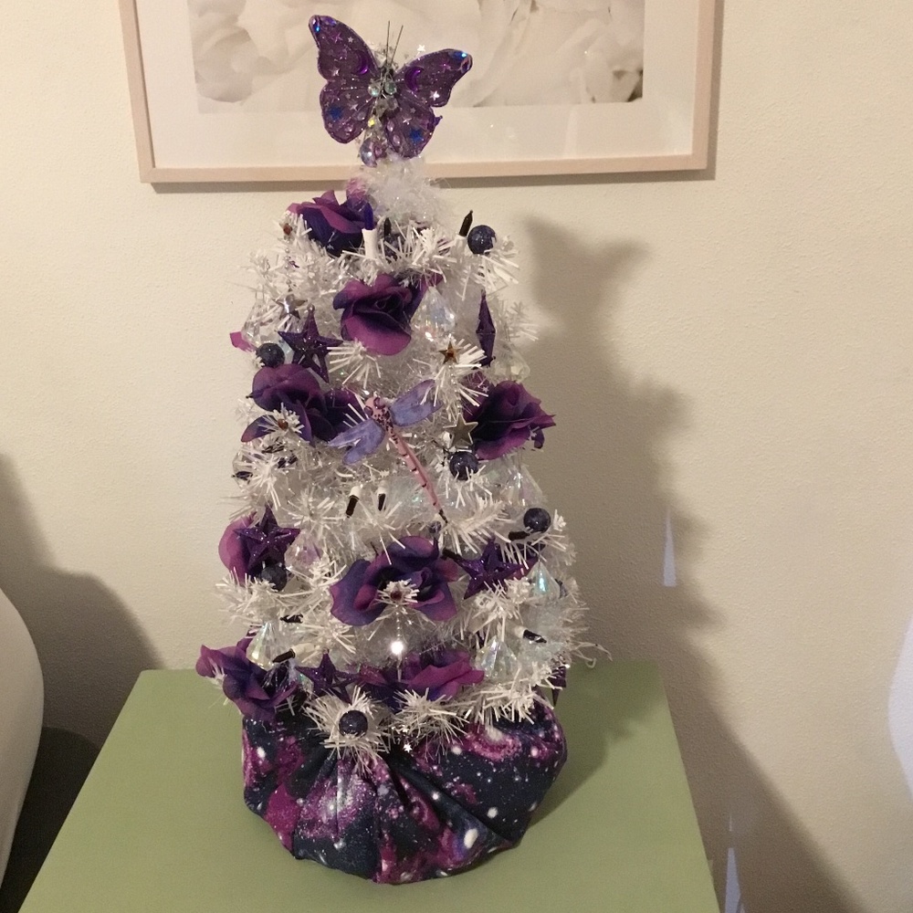 New, Handcrafted Serenity Christmas Tree 24in. - Picture 10 of 10